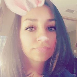 Meet your Posher, Holly